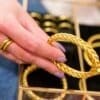 jonc bouddhiste traditionnel tresse dore