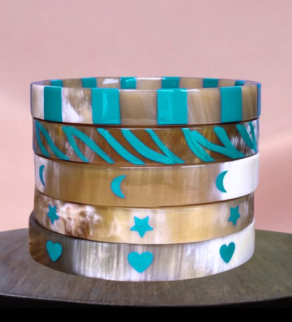 Bracelets corne motif vert 33