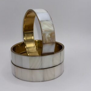 BRACELET NACRE BLANCHE IRISEE 20 mm