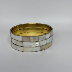BRACELET NACRE BLANCHE IRISEE 10 MM